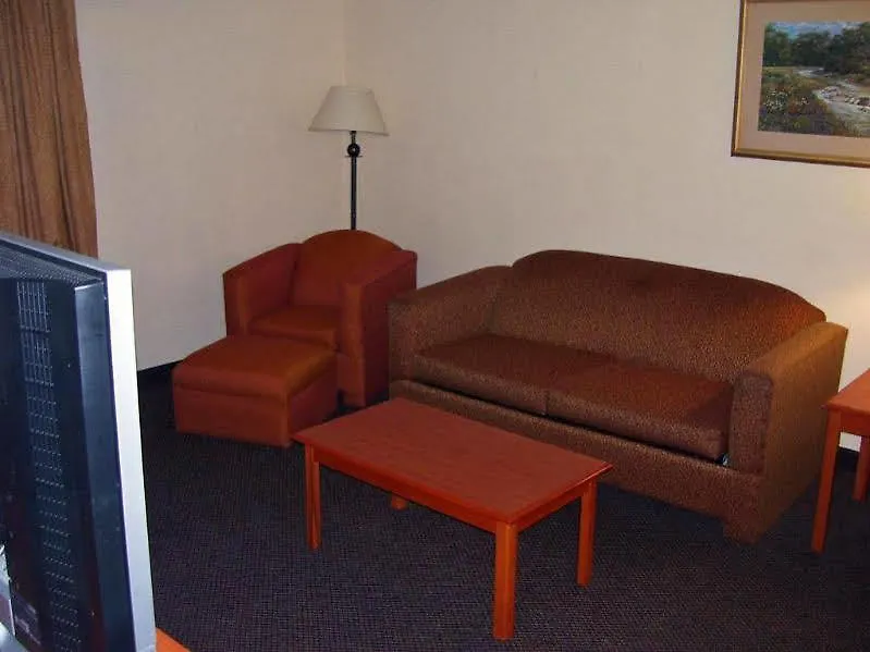 Comfort Inn Airport Memphis Hotel